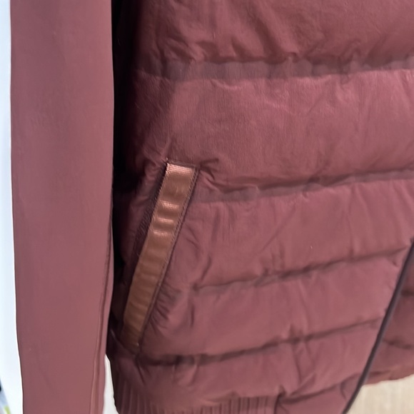 Lulu lemon size 10 reversible jacket - Picture 3 of 5